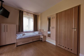 Гостиница Ośrodek Rehabilitacyjno-Wypoczynkowy Polanika  Chrusty